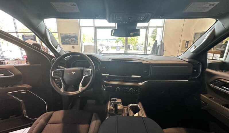 
								2026 Chevrolet Silverado 1500 Crew Cab Standard full									