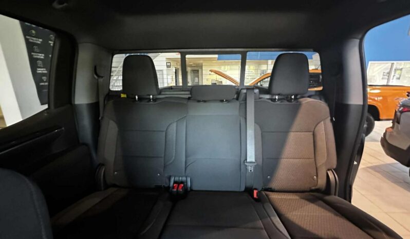 
								2026 Chevrolet Silverado 1500 Crew Cab Standard full									