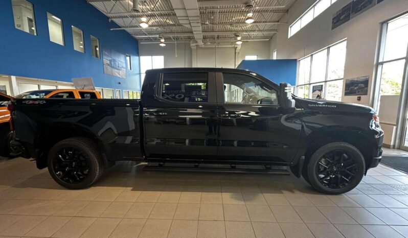 
								2026 Chevrolet Silverado 1500 Crew Cab Standard full									