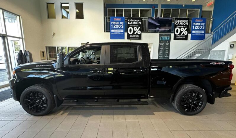 
								2026 Chevrolet Silverado 1500 Crew Cab Standard full									