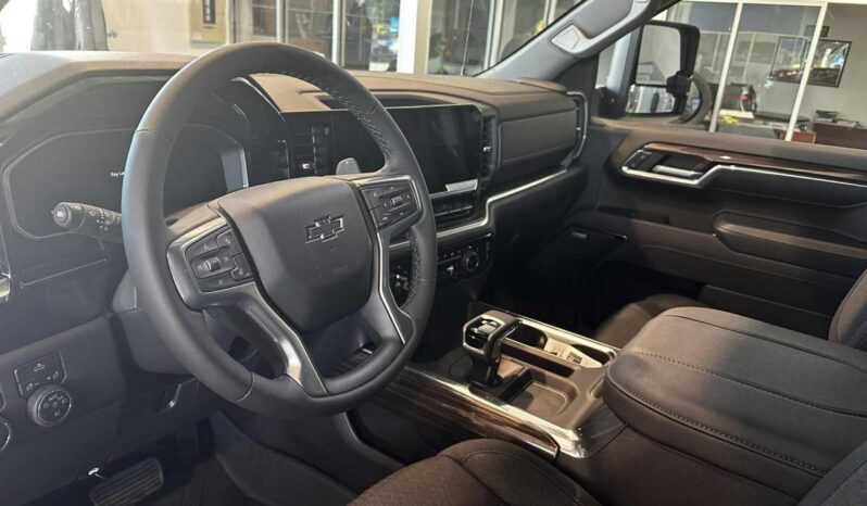 
								2026 Chevrolet Silverado 1500 Crew Cab Standard full									