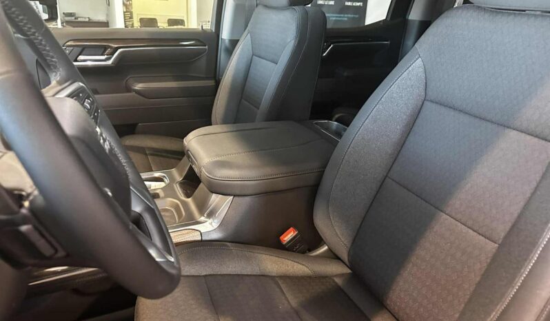 
								2026 Chevrolet Silverado 1500 Crew Cab Standard full									