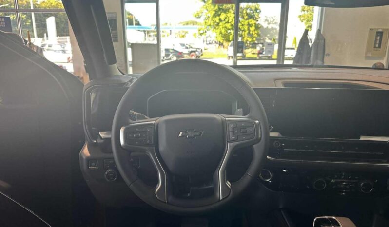 
								2026 Chevrolet Silverado 1500 Crew Cab Standard full									