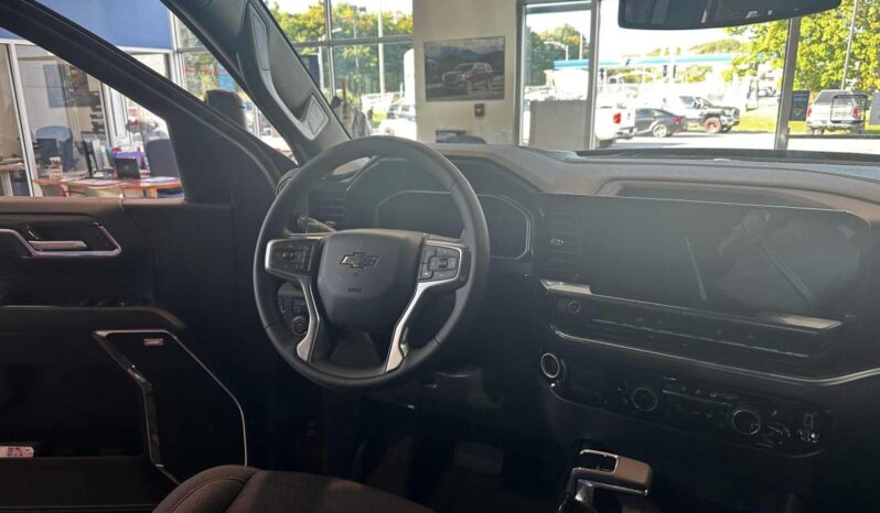 
								2026 Chevrolet Silverado 1500 Crew Cab Standard full									