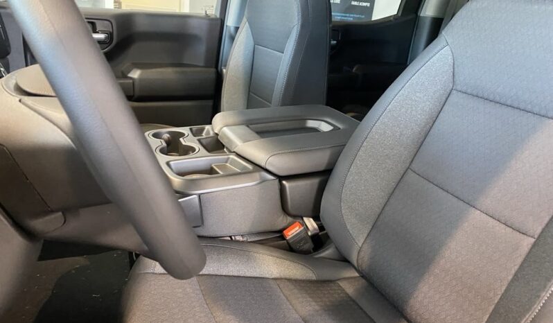 
								2026 Chevrolet Silverado 1500 Crew Cab Standard full									