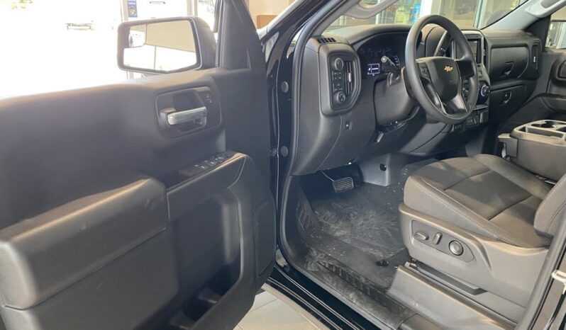
								2026 Chevrolet Silverado 1500 Crew Cab Standard full									