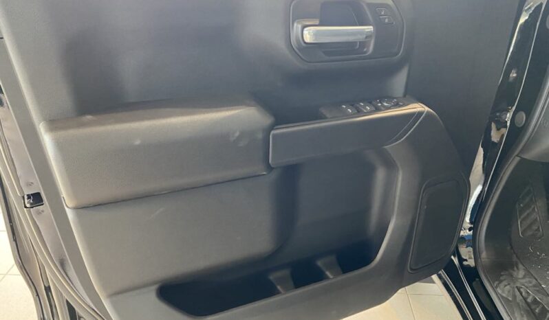 
								2026 Chevrolet Silverado 1500 Crew Cab Standard full									