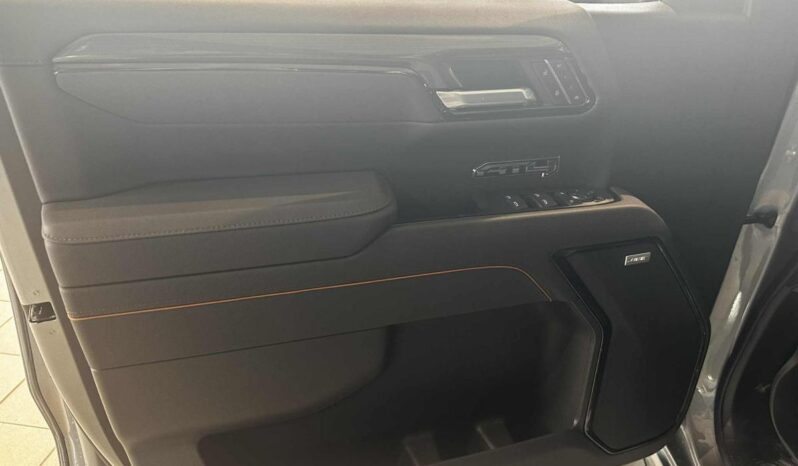 
								2026 GMC Sierra 1500 Crew Cab Standard full									