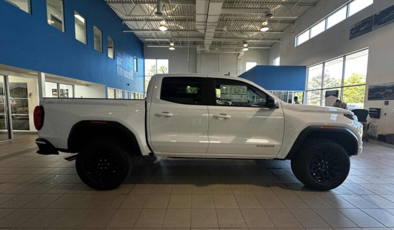 
								2026 GMC Canyon Crew Cab Short Box 4 full									