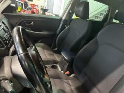 2016 Kia Rondo EX full