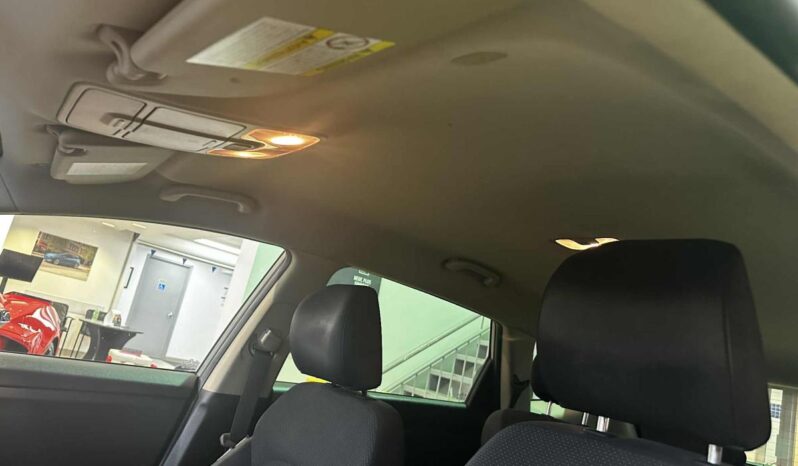 2016 Kia Rondo EX full