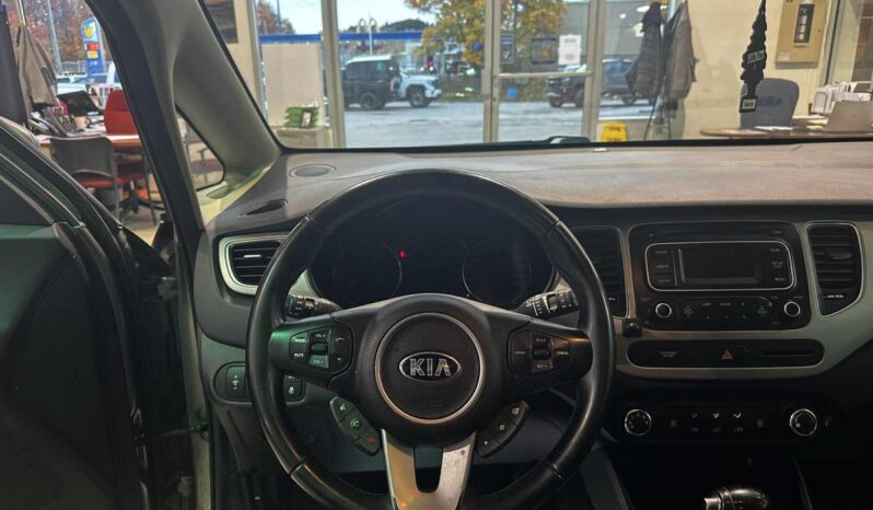 2016 Kia Rondo EX full