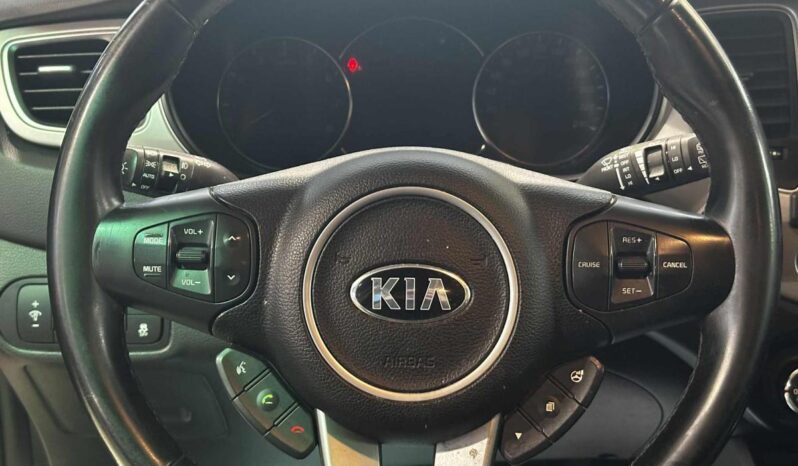 2016 Kia Rondo EX full