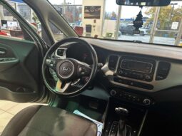 2016 Kia Rondo EX full