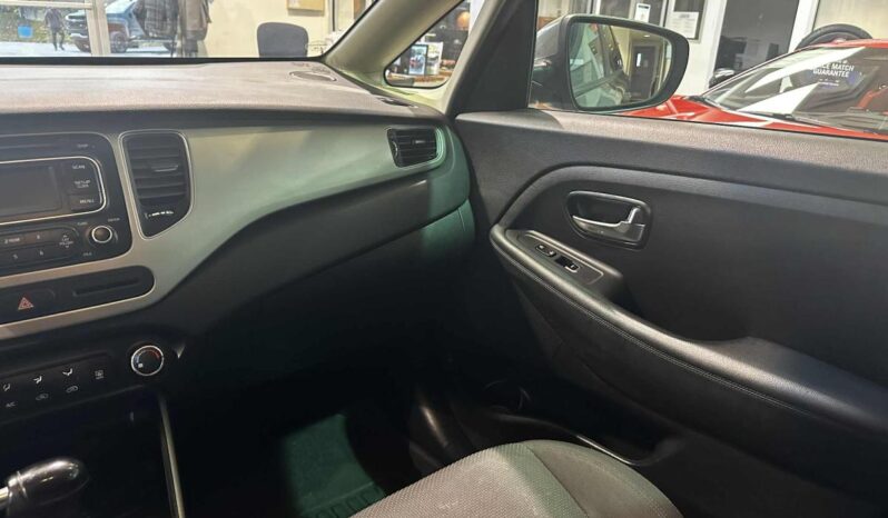 2016 Kia Rondo EX full