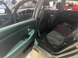 2016 Kia Rondo EX full