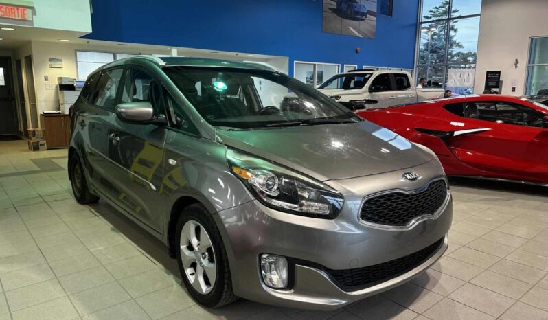 2016 Kia Rondo EX full