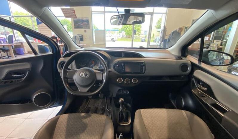 
								2016 Toyota Yaris 4-Door Sedan 6mt full									