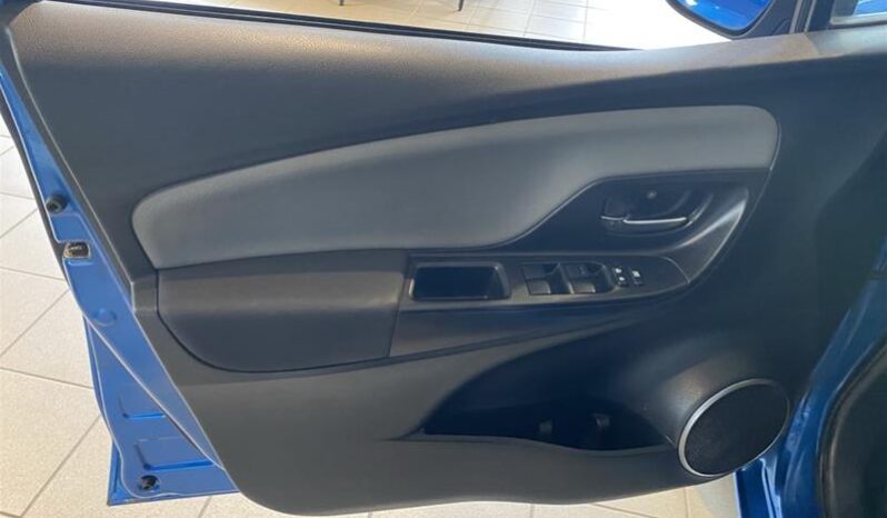 
								2016 Toyota Yaris 4-Door Sedan 6mt full									