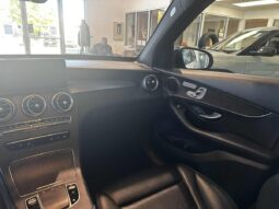 
										2020 Mercedes-Benz GLC300 Awd Suv full									