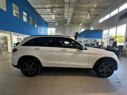
										2020 Mercedes-Benz GLC300 Awd Suv full									
