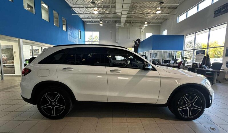 
								2020 Mercedes-Benz GLC300 Awd Suv full									