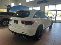 
										2020 Mercedes-Benz GLC300 Awd Suv full									