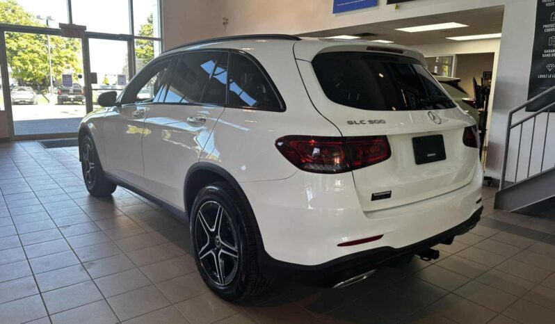 
								2020 Mercedes-Benz GLC300 Awd Suv full									