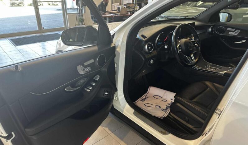 
								2020 Mercedes-Benz GLC300 Awd Suv full									