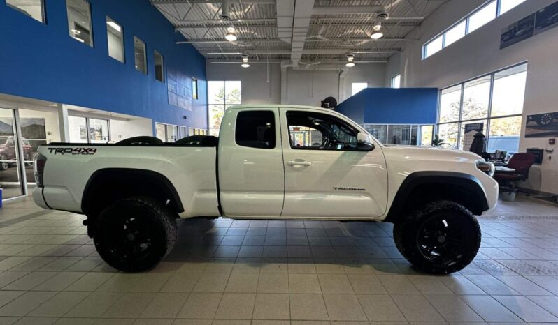 
								2021 Toyota Tacoma Access Cab 6m full									