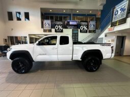 
										2021 Toyota Tacoma Access Cab 6m full									