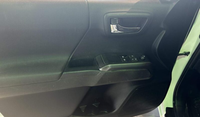 
								2021 Toyota Tacoma Access Cab 6m full									