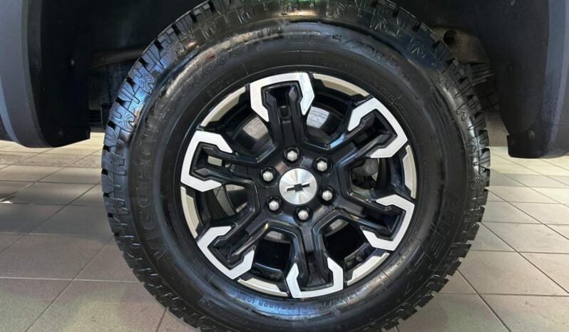 
								2023 Chevrolet Silverado 1500 Crew Cab 4×4 Zr2 full									