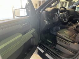 
										2023 Chevrolet Silverado 1500 Crew Cab 4×4 Zr2 full									