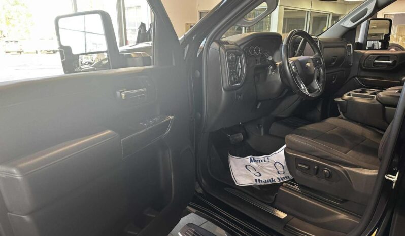 
								2023 Chevrolet Silverado 3500 Crew 4×4 Lt Srw full									