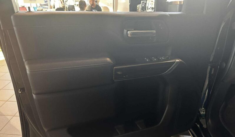 
								2023 Chevrolet Silverado 3500 Crew 4×4 Lt Srw full									