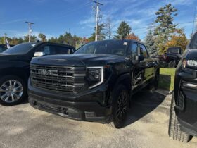 2023 GMC Sierra 1500 Crew Cab 4×4 Pro