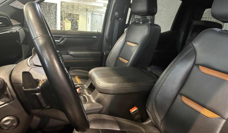 
								2023 GMC Sierra 1500 Crew Cab 4×4 At4 full									
