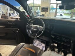 
										2023 GMC Sierra 1500 Crew Cab 4×4 At4 full									