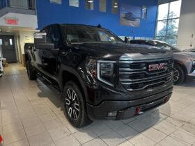 2023 GMC Sierra 1500 Crew Cab 4×4 At4