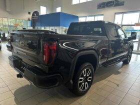 2023 GMC Sierra 1500 Crew Cab 4×4 At4