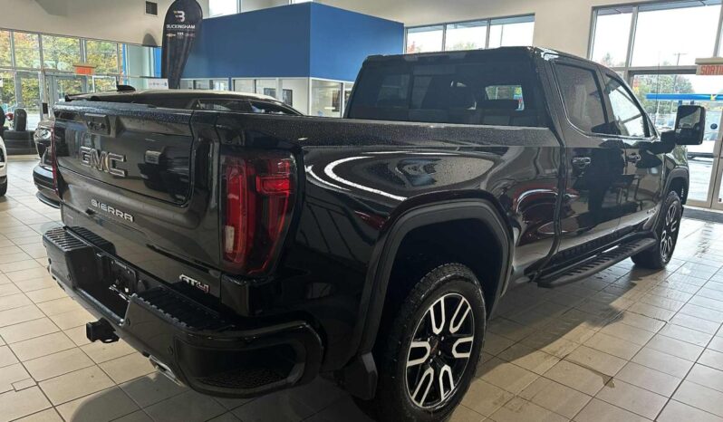 
								2023 GMC Sierra 1500 Crew Cab 4×4 At4 full									