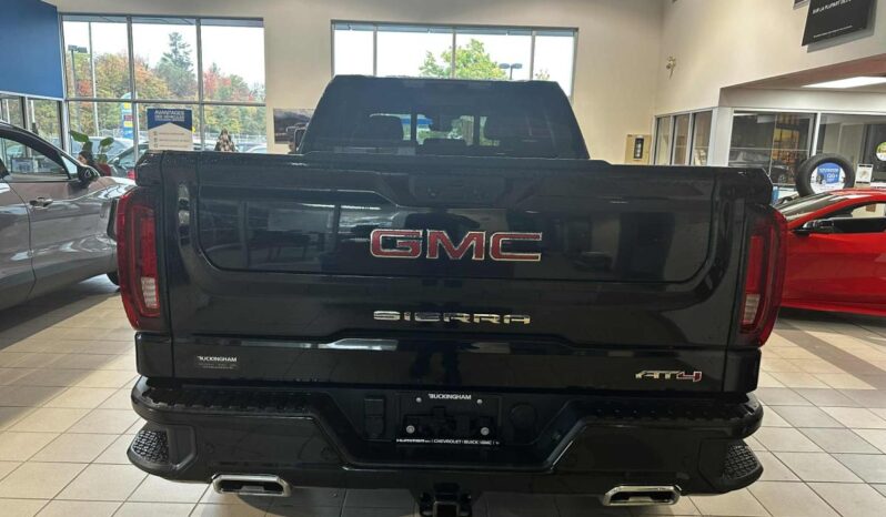 
								2023 GMC Sierra 1500 Crew Cab 4×4 At4 full									