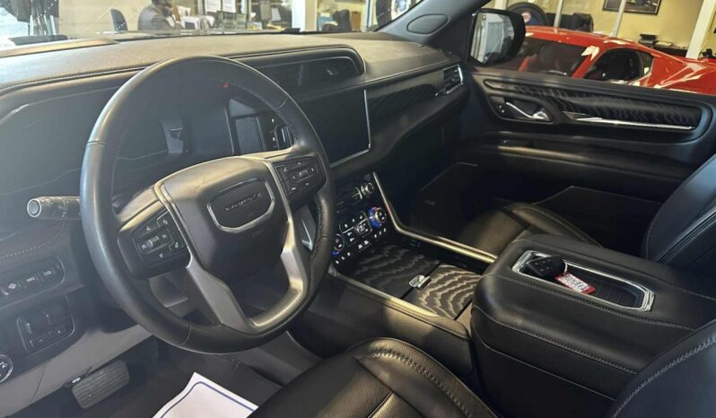 
								2023 GMC Yukon 4×4 Denali full									