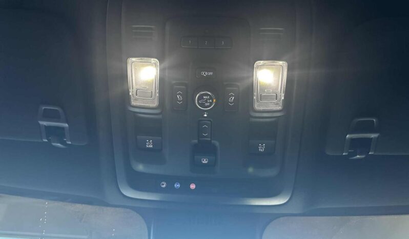 
								2023 GMC Yukon 4×4 Denali full									
