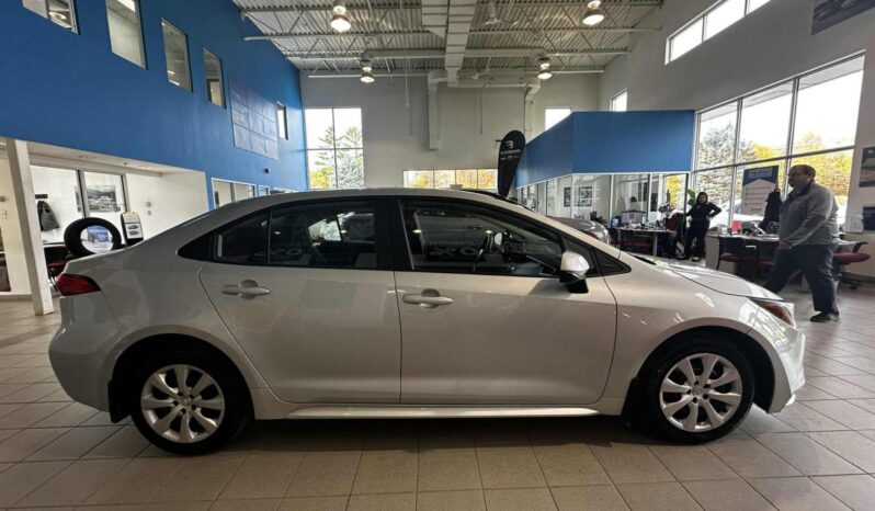 
								2023 Toyota Corolla Le Cvt full									