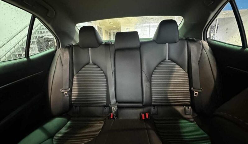 2024 Toyota Camry SE full