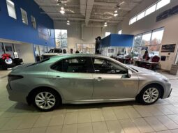 2024 Toyota Camry SE full