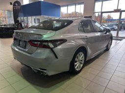 2024 Toyota Camry SE full
