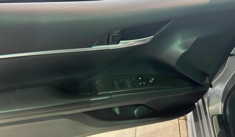 2024 Toyota Camry SE full